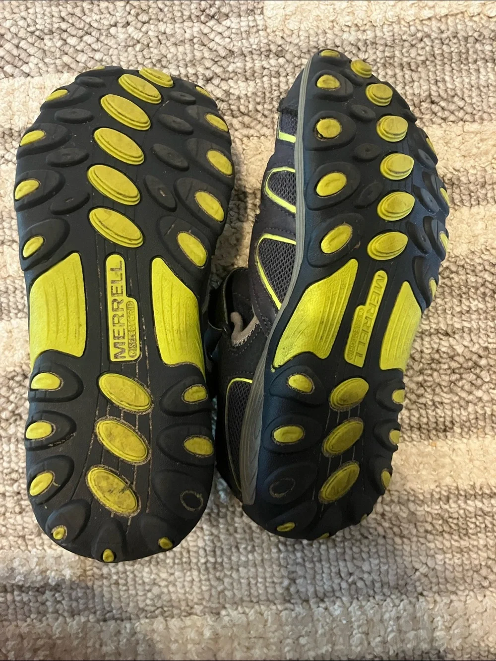 Merrell durable closed